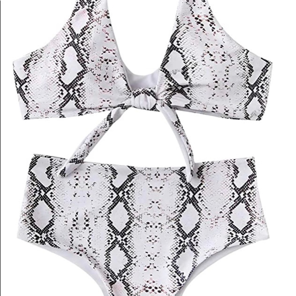 Snakeskin, Tie due and Leopard print swimsuits